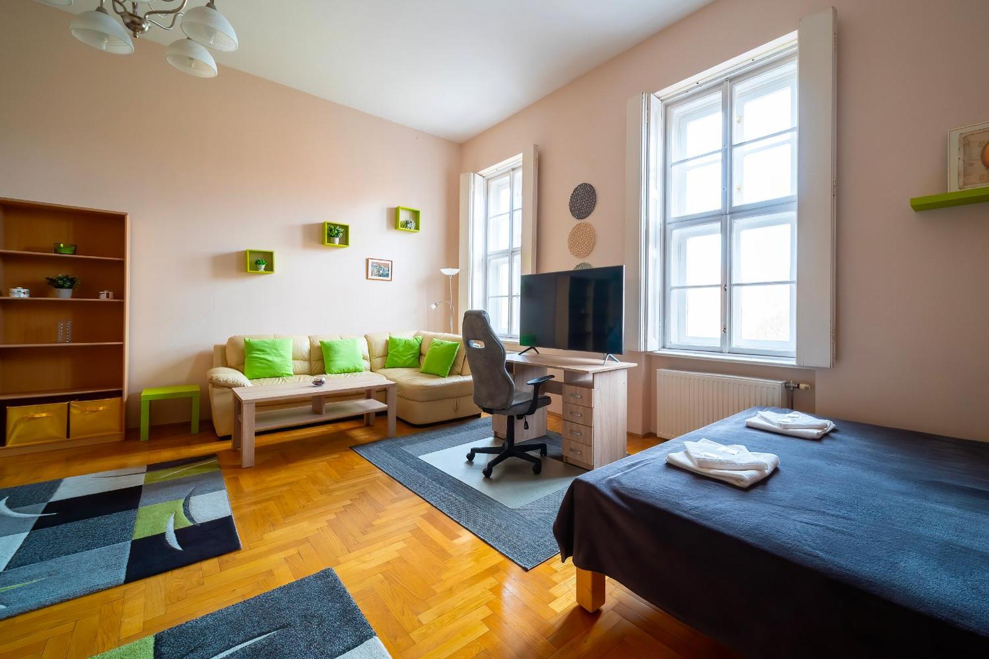 Tomka Homestay Szeged