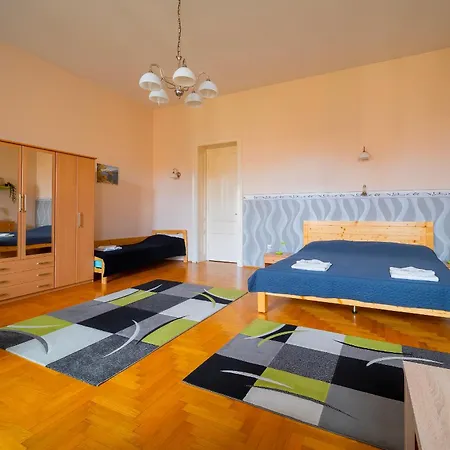 Tomka Apartman Szeged Exterior photo
