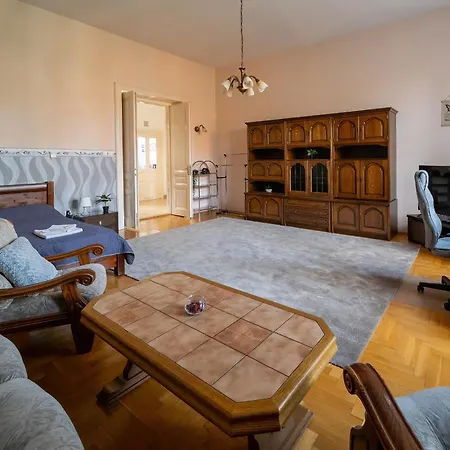 Tomka Apartman Szeged Exterior photo